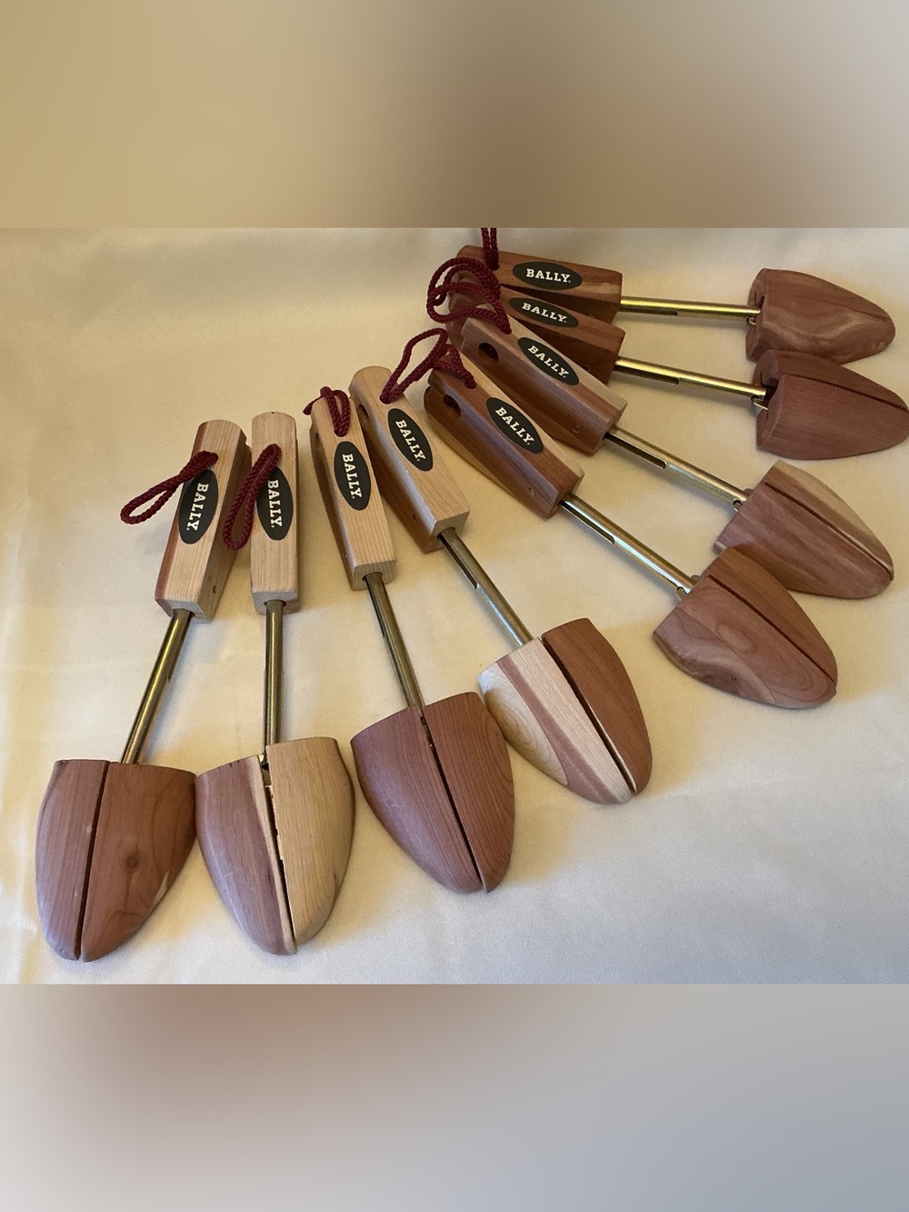 Vintage BALLY Switzerland Premium Aromatic Cedar Shoe Trees 4 pairs (8 pcs) Med